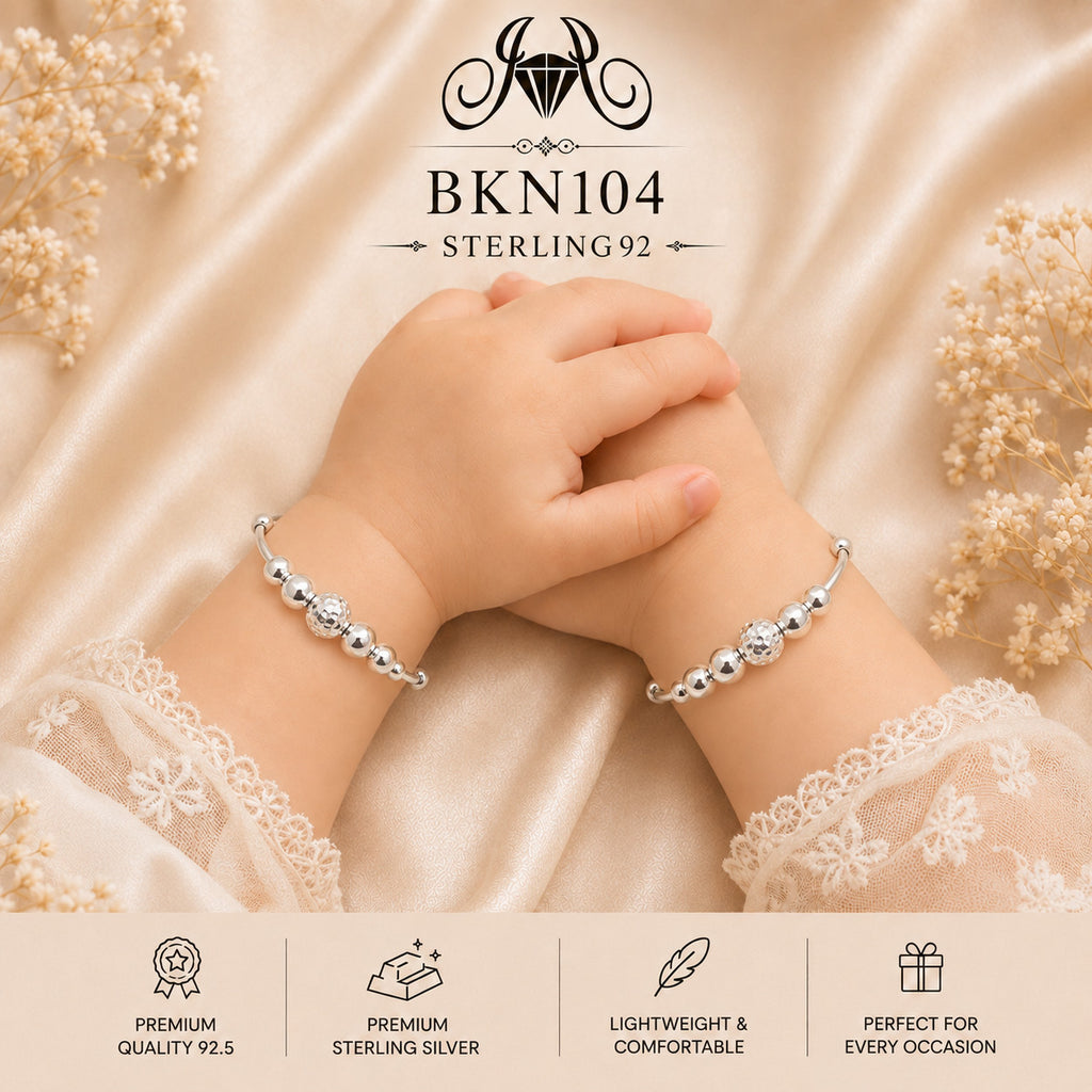 BKN104 92.5 Sterling Silver Bacha Kangan wearing view